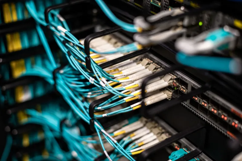 Kritieke dataflows in de blinde hoek: wat uw organisatie niet weet dat ze mist